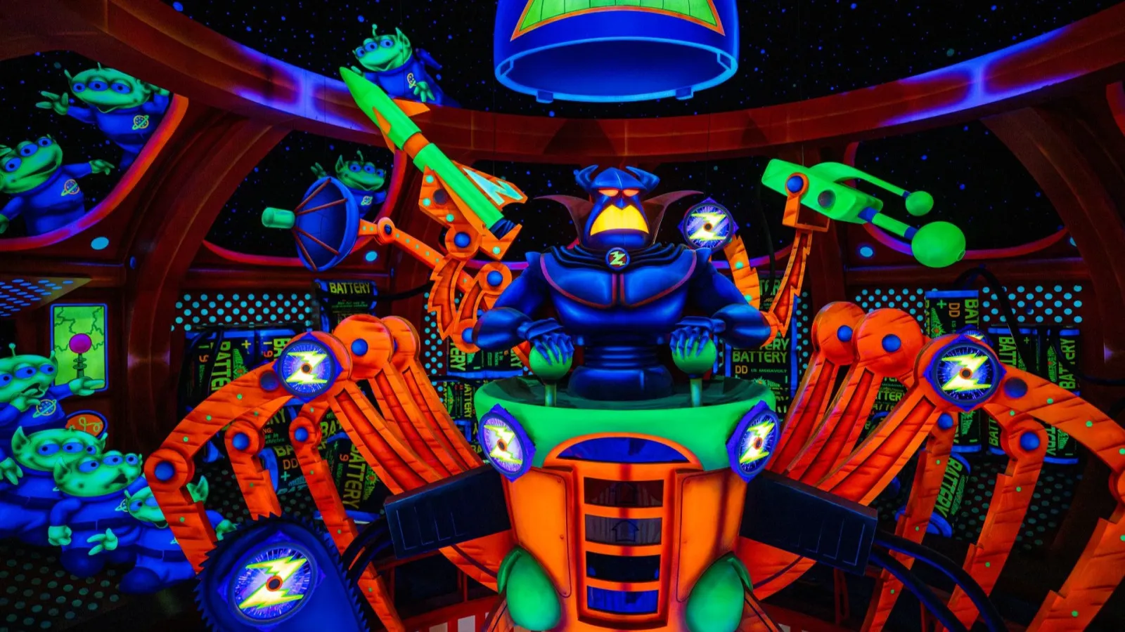 Fünf Monate nach der Wiedereröffnung: Neuer Bauantrag für Buzz Lightyear’s Space Ranger Spin